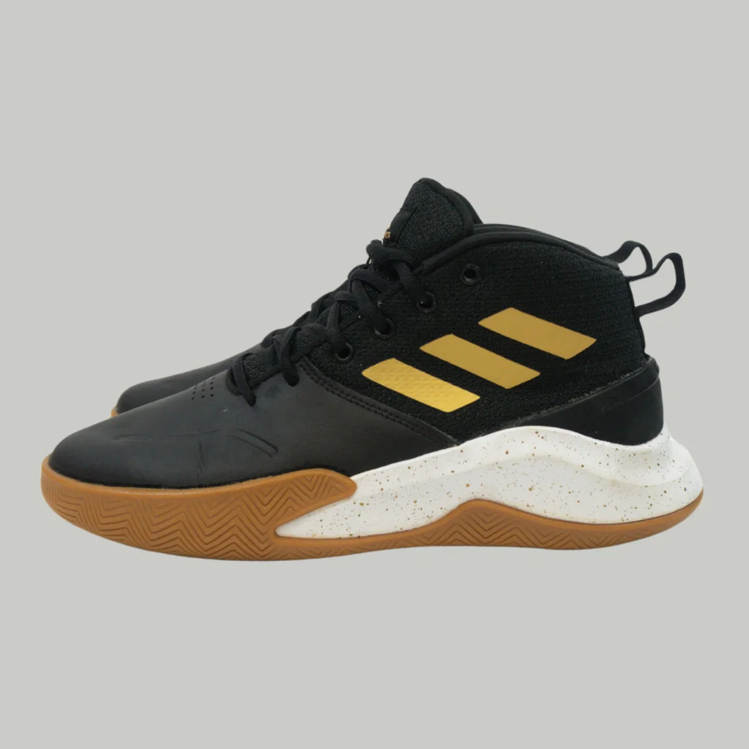 Zapatillas de Baloncesto Adidas High Top Negro y Dorad